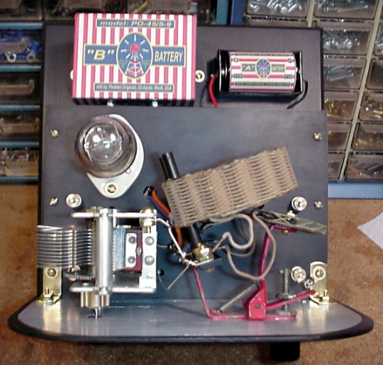 One Tube Regenerative Radio, Front, Component View.